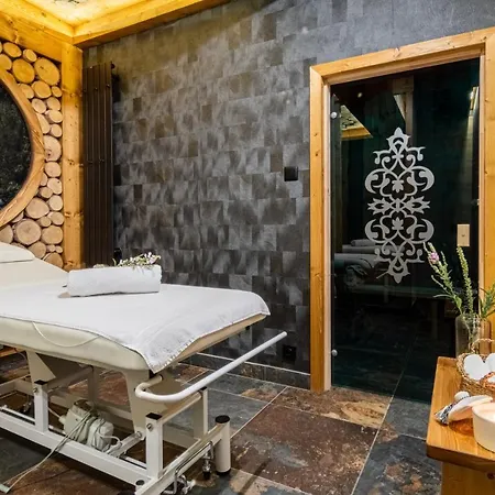 Hotell Wellness & Ex Korona Tatr