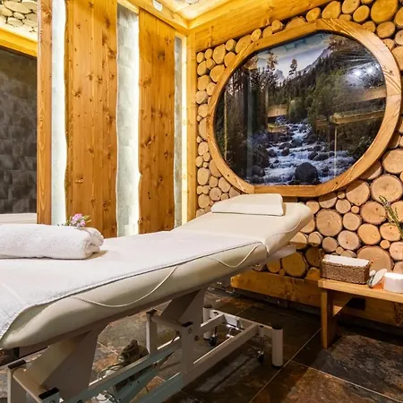 Hotell Wellness & Ex Korona Tatr